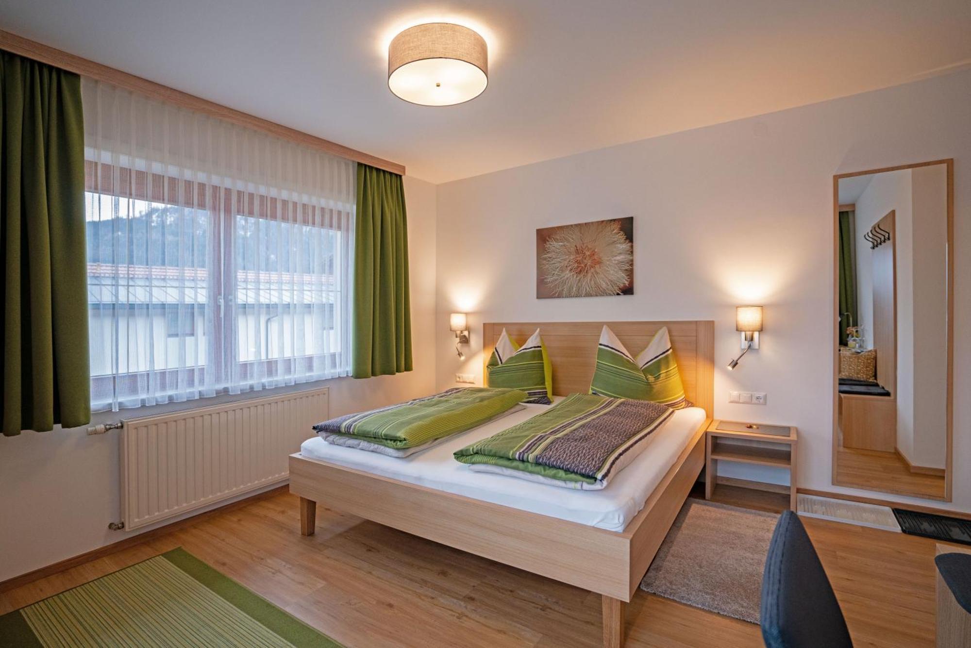 Haus Lackner Am Weissensee In Kaernten Zewnętrze zdjęcie